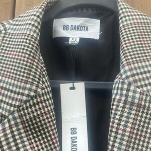 BB Dakota Checkered Blazer - Black, White, Red